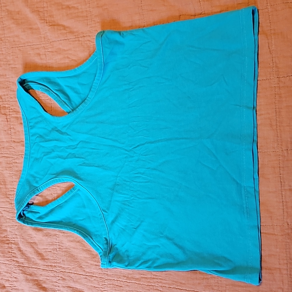 3 crop tops - Picture 11 of 11